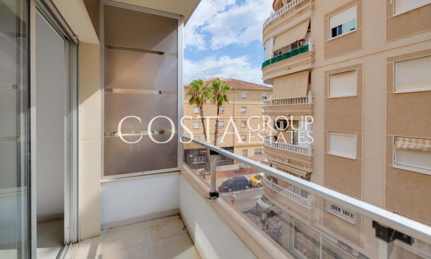 Resale - Apartments -
Torrevieja - Torrevieja Centro