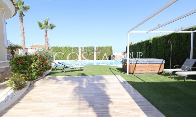 Herverkoop - Villa -
Rojales - Ciudad Quesada