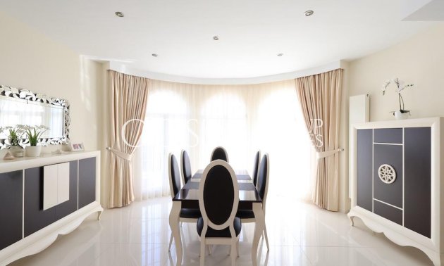 Herverkoop - Villa -
Rojales - Ciudad Quesada