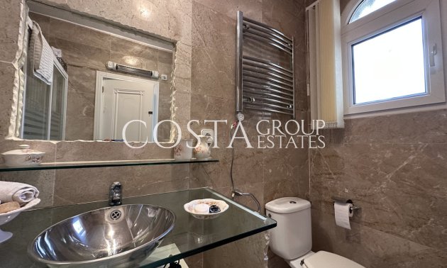 Resale - Villa -
Orihuela - Villamartin