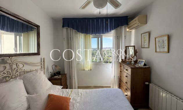 Resale - Villa -
Orihuela - Villamartin