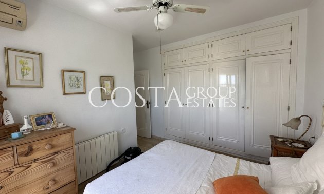 Resale - Villa -
Orihuela - Villamartin