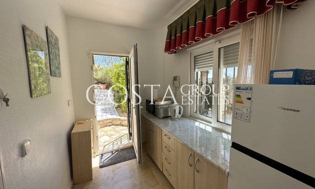 Resale - Villa -
Orihuela - Villamartin