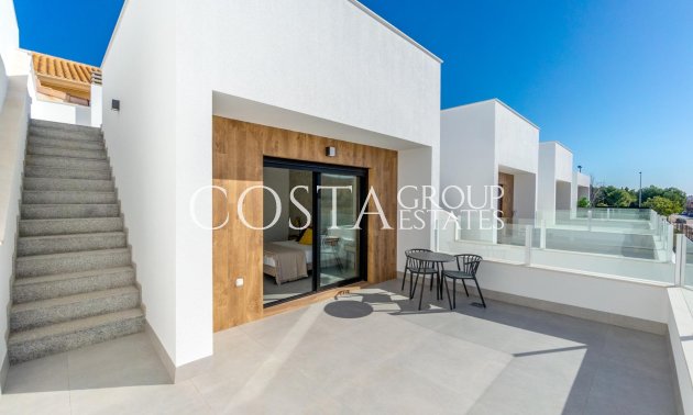 Nowy budynek - Willa -
San Pedro del Pinatar - Polideportivo