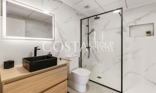 Nowy budynek - Willa -
San Pedro del Pinatar - Polideportivo