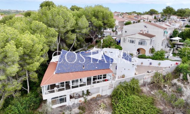 Resale - Villa -
Pilar de la Horadada - Pinar de Campoverde