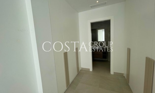 Odsprzedaż - Willa -
Benijofar