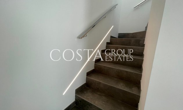 Odsprzedaż - Willa -
Benijofar