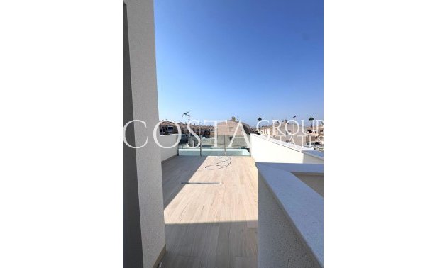 Wiederverkauf - Villa -
Torrevieja - Aguas Nuevas