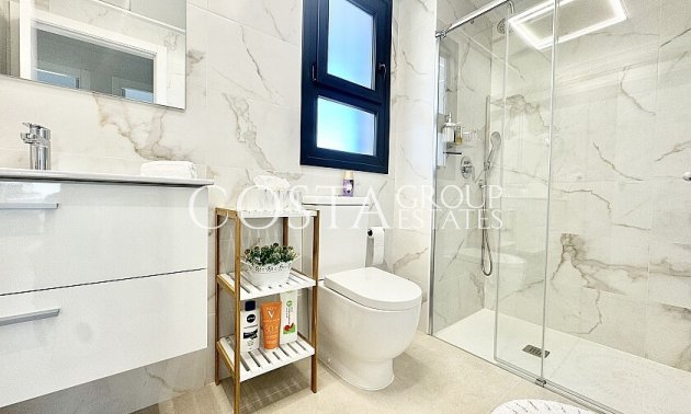 Resale - Apartments -
Orihuela - Villamartin