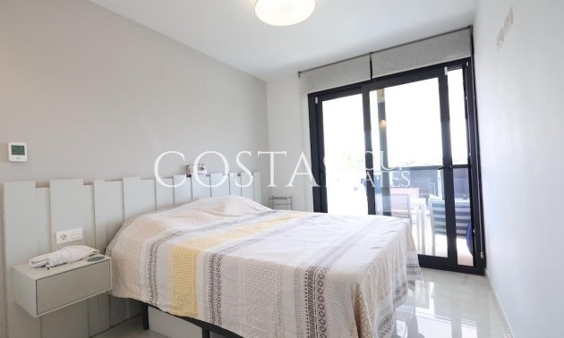 Resale - Apartments -
Orihuela - Orihuela Costa