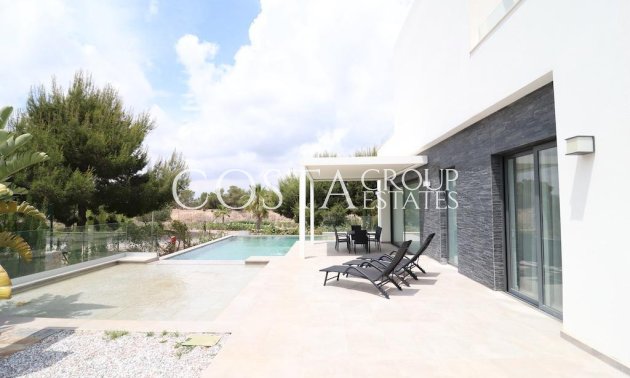 Wiederverkauf - Villa -
Orihuela - Campoamor