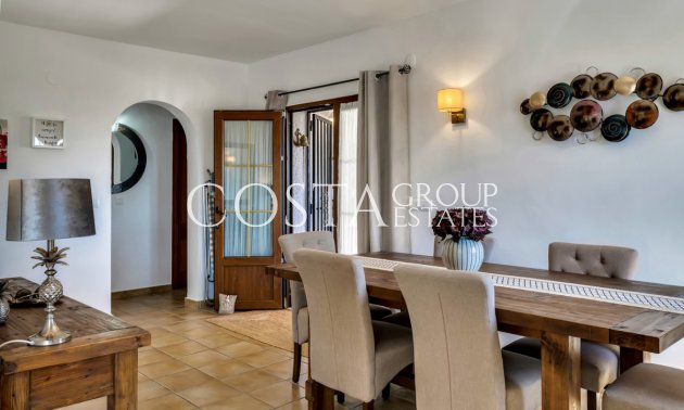 Wiederverkauf - Villa -
Benissa