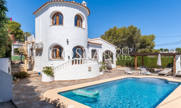 Wiederverkauf - Villa -
Benissa