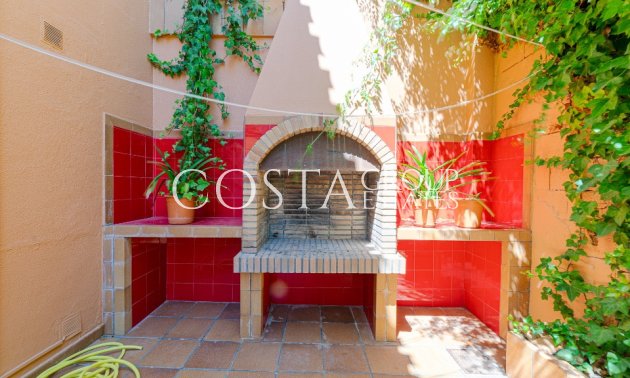 Odsprzedaż - Willa -
Orihuela - Campoamor