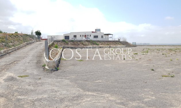 Herverkoop - Villa -
Los Montesinos - Los Montesinos Centro