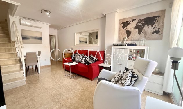 Resale - House -
Torrevieja - La Mata