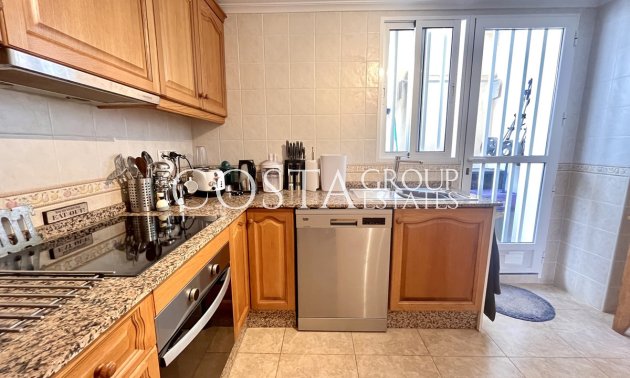 Resale - House -
Torrevieja - La Mata