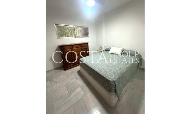 Herverkoop - Apartments -
Alicante - Alicante Centro