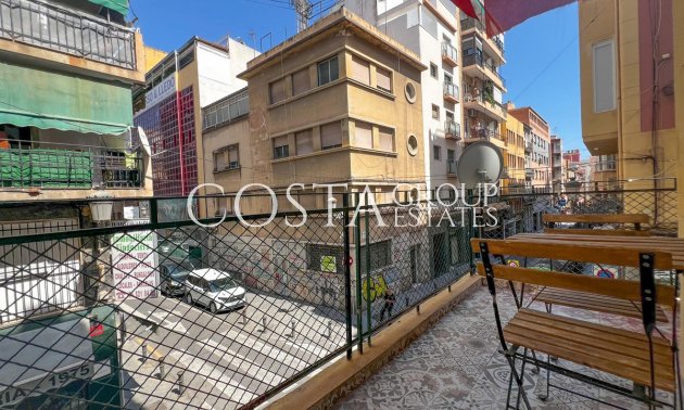 Revente - Apartments -
Alicante - Alicante Centro