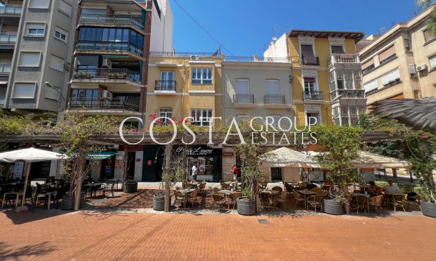 Revente - Apartments -
Alicante - Alicante Centro