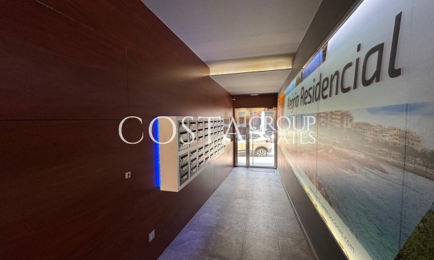 Resale - Apartments -
Torrevieja - Torrevieja Centro