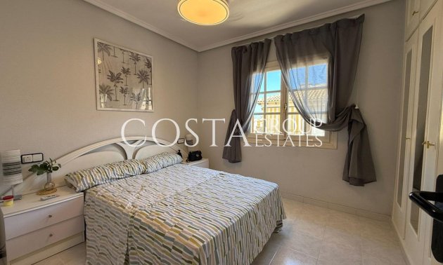 Herverkoop - Huis -
Torrevieja - Torrevieja Centro