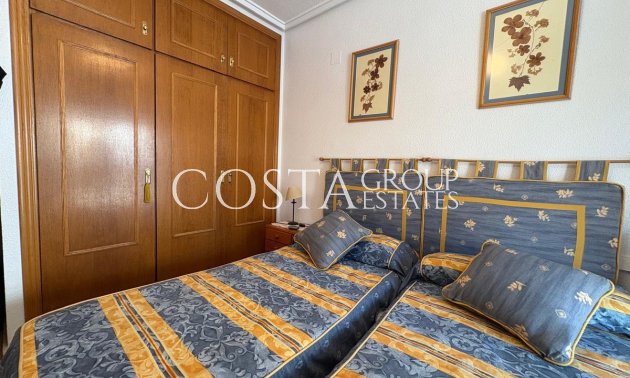 Resale - Apartments -
Torrevieja - Torrevieja Centro