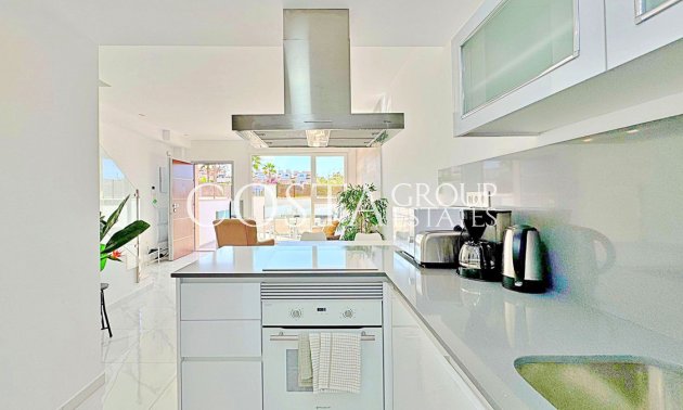 Resale - House -
Orihuela - Los Balcones