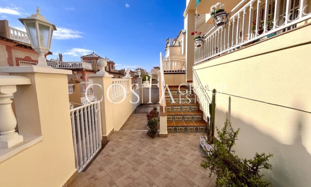 Odsprzedaż - Apartments -
Orihuela - Los Altos