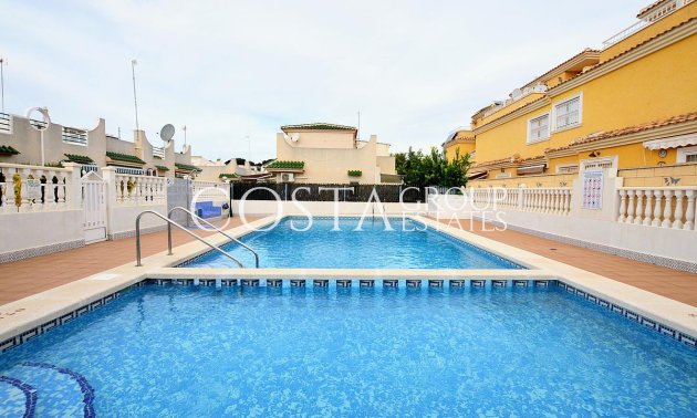 Odsprzedaż - Willa -
Orihuela - Punta Prima