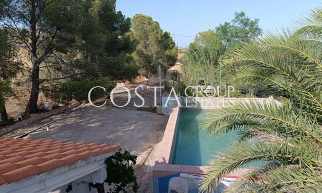 Odsprzedaż - Willa -
Yecla - Yecla Centro