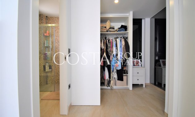 Wiederverkauf - Villa -
Orihuela Costa - Villamartín