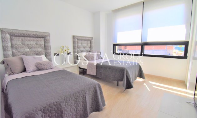 Wiederverkauf - Villa -
Orihuela Costa - Villamartín