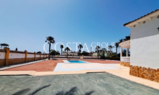 Herverkoop - Villa -
Catral - Catral - Country