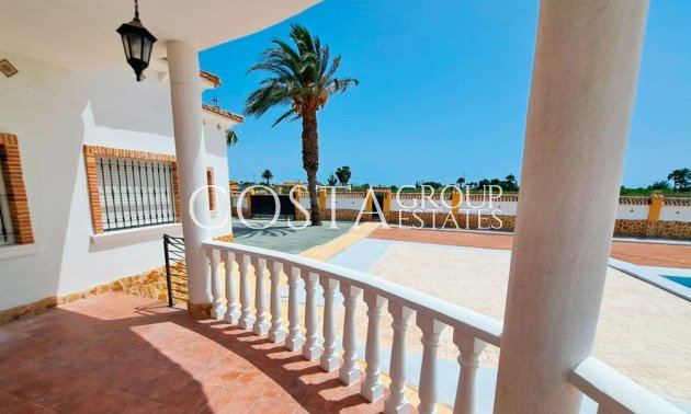 Herverkoop - Villa -
Catral - Catral - Country