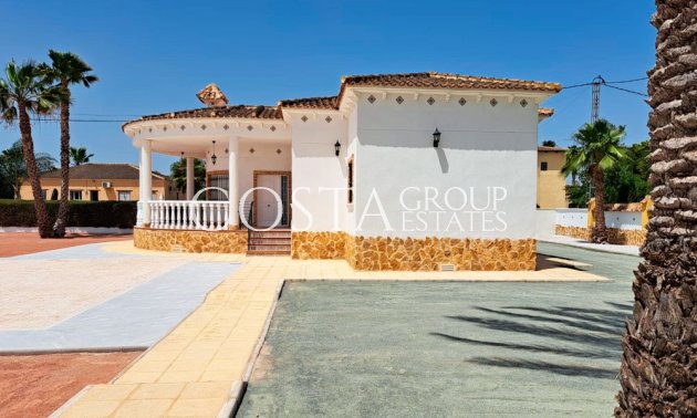 Herverkoop - Villa -
Catral - Catral - Country