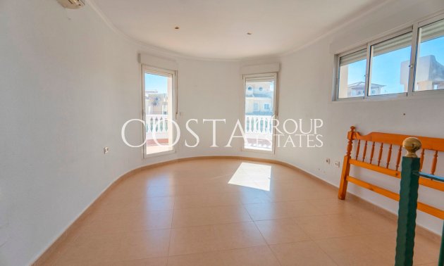 Revente - Villa -
Rojales - Rojales Centro