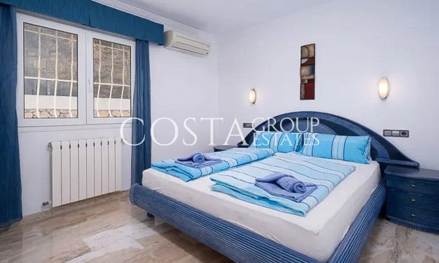 Resale - Villa -
Teulada - Moraira