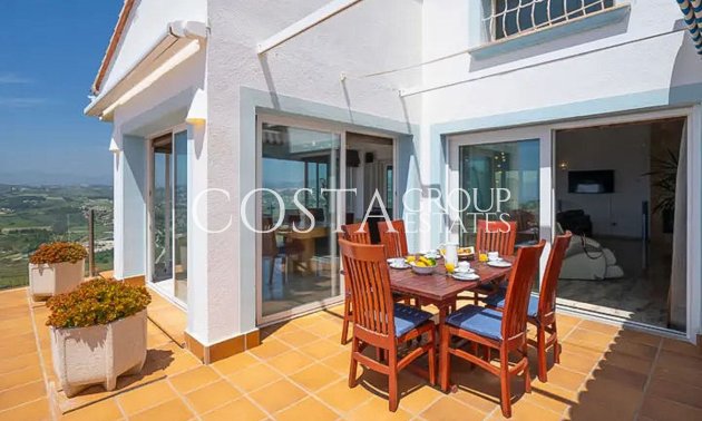 Resale - Villa -
Teulada - Moraira