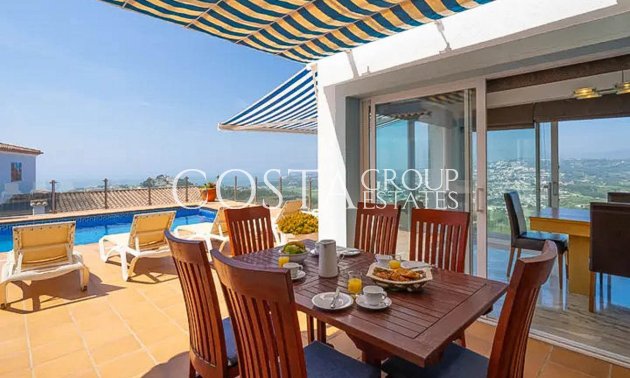 Resale - Villa -
Teulada - Moraira