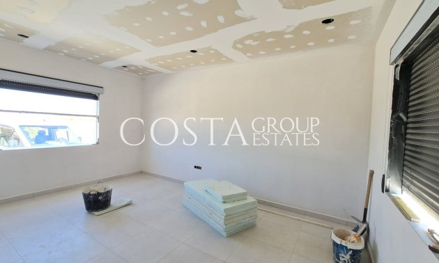 Resale - Villa -
Pinoso - Pinoso Centro