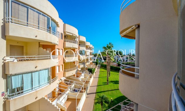 Resale - Apartments -
Orihuela - Orihuela Costa