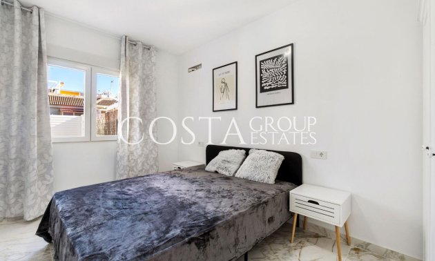 Odsprzedaż - Willa -
Torrevieja - El Chaparral