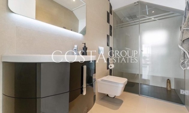 Resale - Villa -
Orihuela - Campoamor