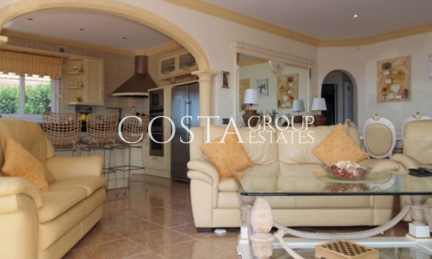 Resale - Villa -
Teulada - Moraira