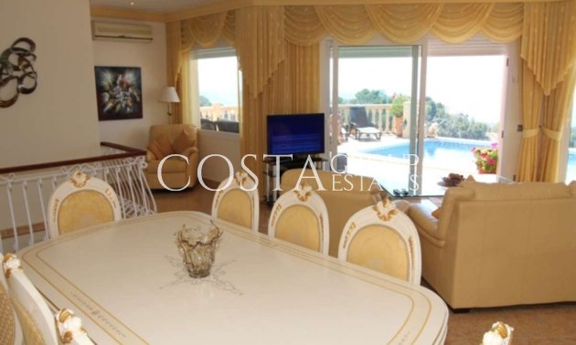 Resale - Villa -
Teulada - Moraira