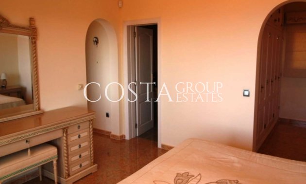 Resale - Villa -
Teulada - Moraira