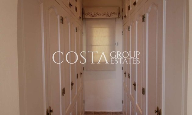 Resale - Villa -
Teulada - Moraira