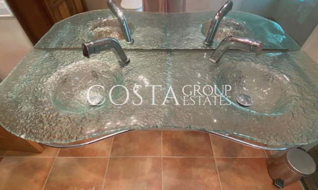 Odsprzedaż - Willa -
Teulada - Moraira